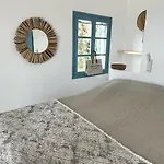 Magnifique Sur La De - Paros ピソ ・リバディ
