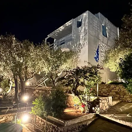 Magnifique Sur La De - Paros וילה