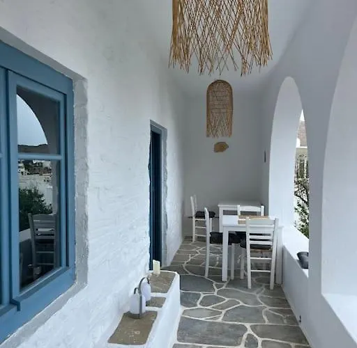 Magnifique Sur La De - Paros וילה *