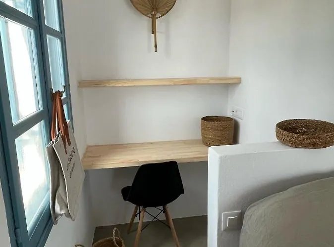 Magnifique Sur La De - Paros וילה *