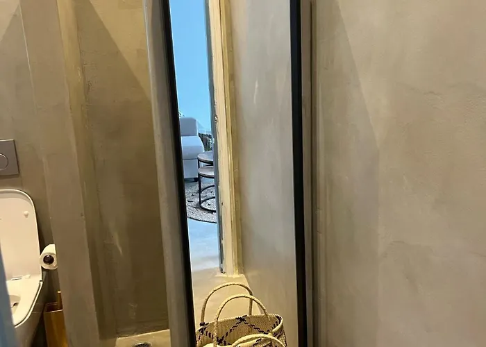 Magnifique Sur La De - Paros פיסו ליבאדי