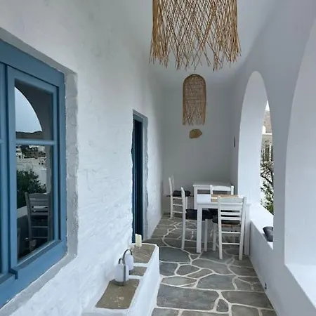 Magnifique Sur La De - Paros Villa *