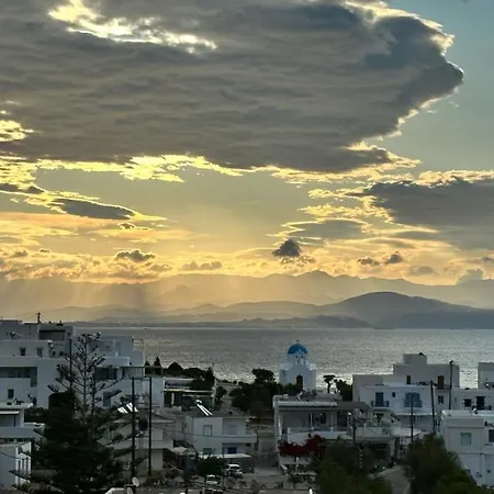 Magnifique Sur La De - Paros