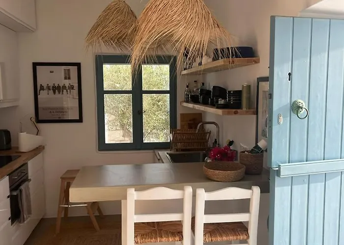 Magnifique Sur La De - Paros *